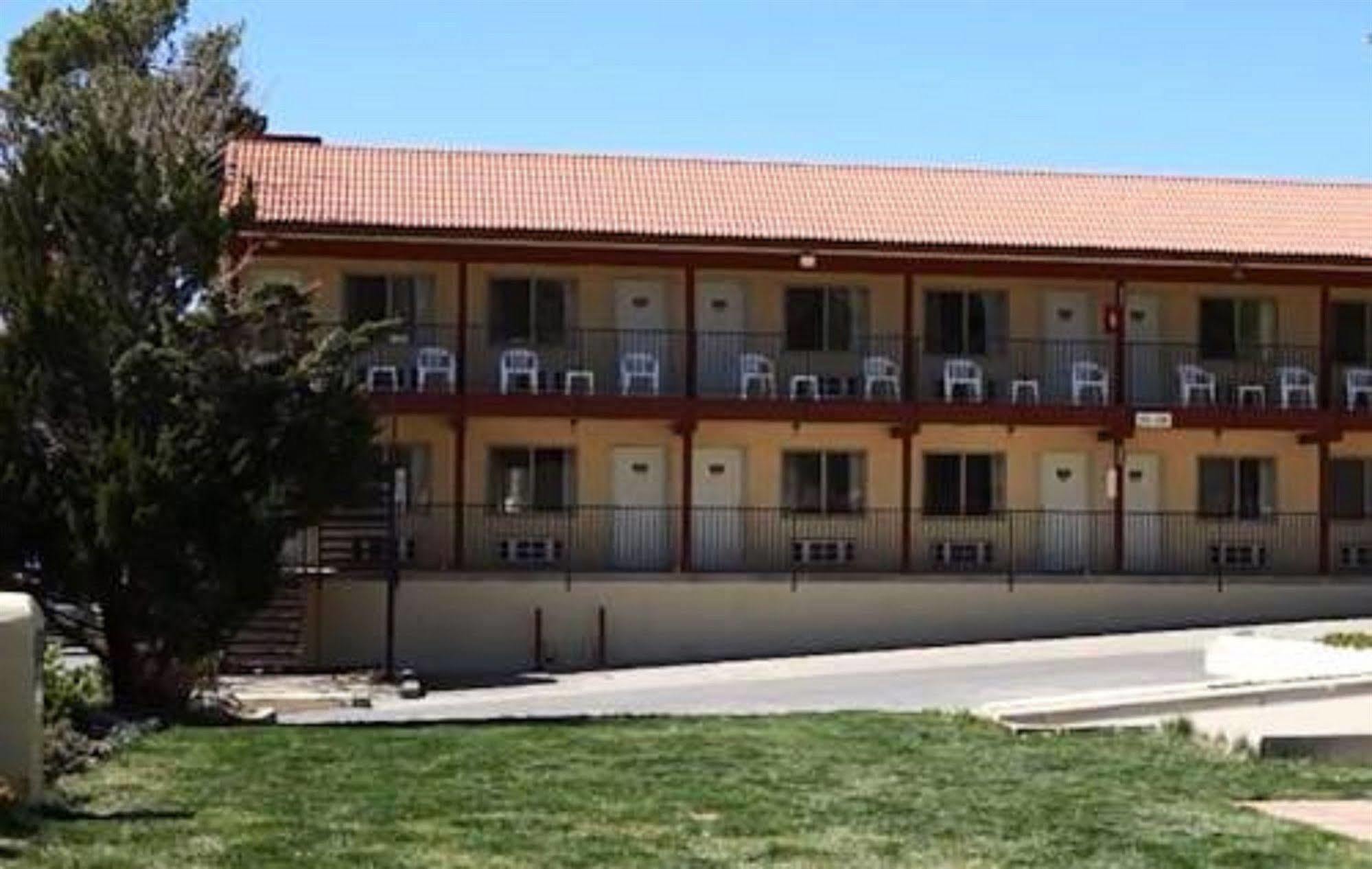 Spanish Trails Inn Durango Exterior photo